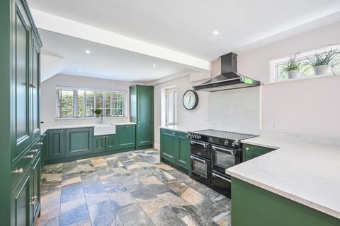 3 bedroom detached house for sale, Smithy Close, Lower Kingswood