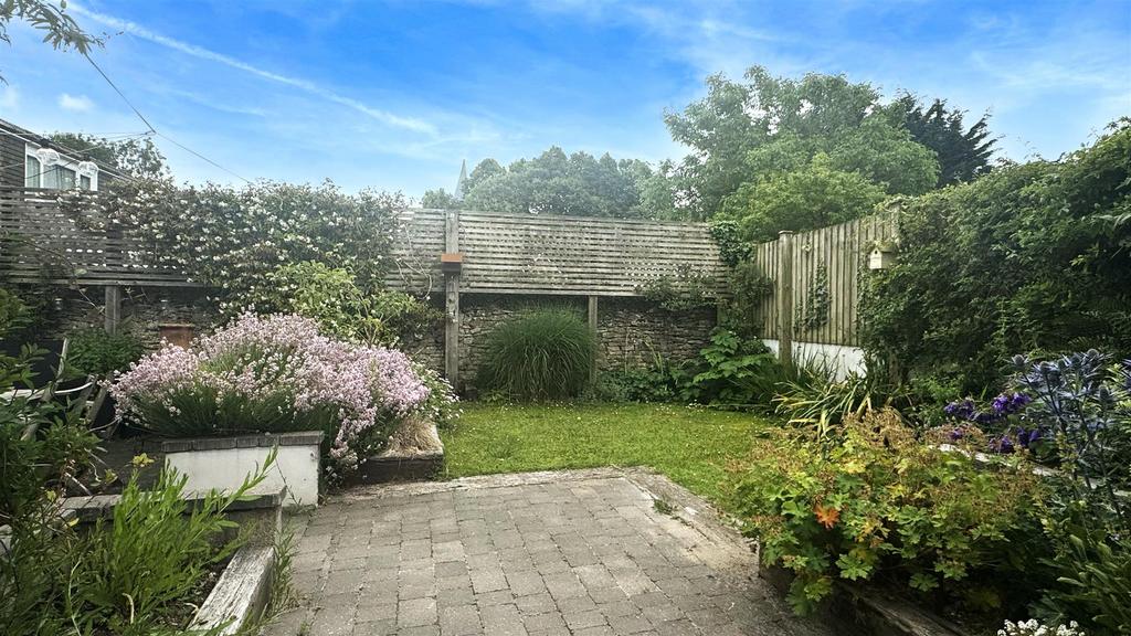 Garden 2.jpg
