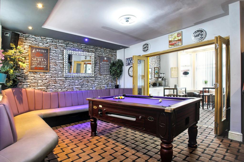 20250628180846 Fairway-Hotel-03 QOq Ar.jpg
