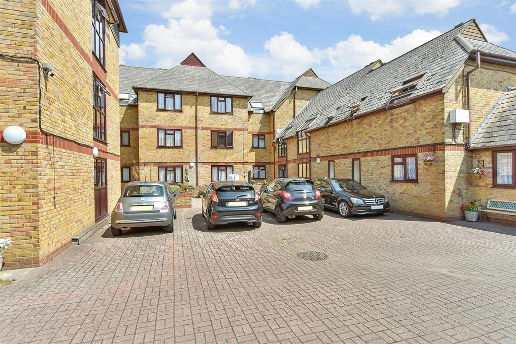 Driveway/Parking