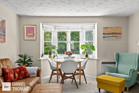 26 Burrows Chase, Waltham Abbey, EN9 3YX