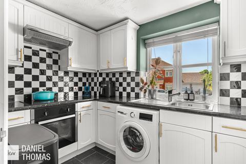 26 Burrows Chase, Waltham Abbey, EN9 3YX