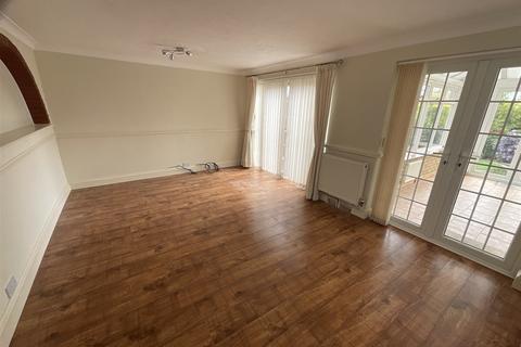 25 Highfield Road, Ramsgate, CT12 6QU