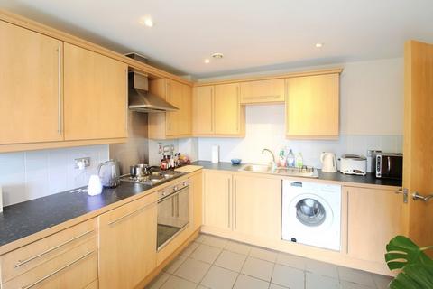 1 bedroom flat to rent, City Walk, Leeds, West Yorkshire, LS11