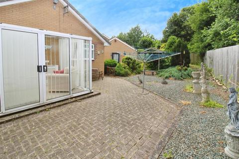 2 bedroom detached bungalow for sale, Merlin Close, Hull