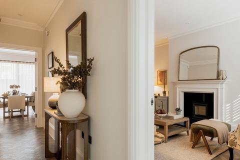 4 bedroom detached house for sale, Brunswick Gardens, 31 Chilbolton Avenue, Winchester, Hampshire, SO22