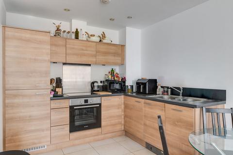 1 bedroom apartment for sale, Commercial Road, London E14