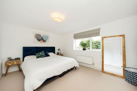 1 bedroom flat for sale, Barnard Hill, London N10