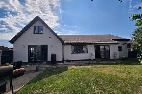 undefined, Beccles Road, Bradwell