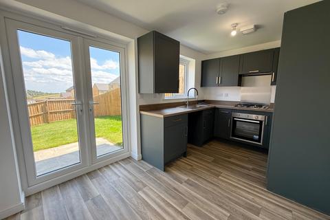 3 bedroom detached house to rent, Charlotte Bronte Way, Thornton, Bradford, West Yorkshire, BD13