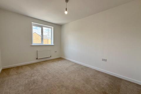 3 bedroom detached house to rent, Charlotte Bronte Way, Thornton, Bradford, West Yorkshire, BD13
