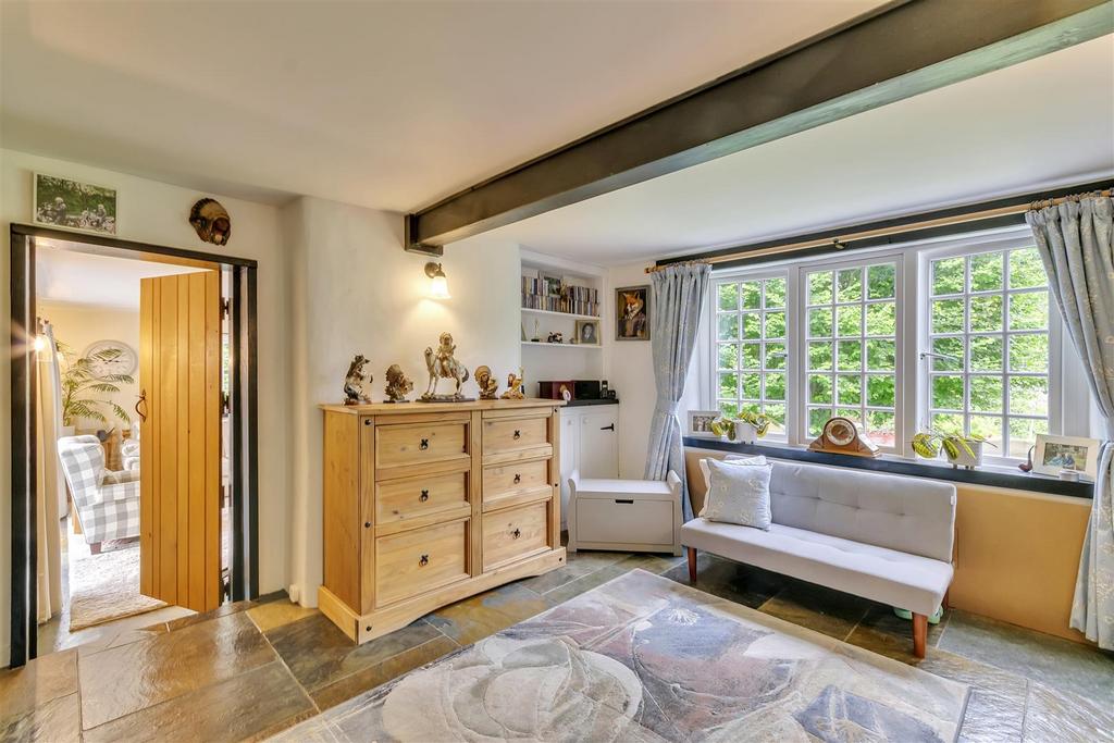 Snug/ Sitting Room