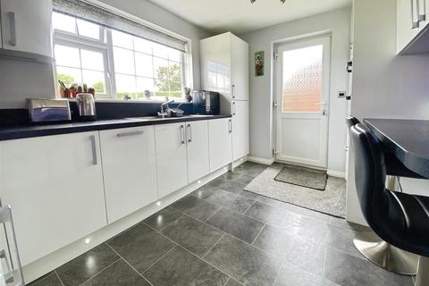 3 bedroom detached bungalow for sale, Broom Drive, Minsterley, Shrewsbury