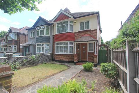 56 Benhill Avenue, Sutton, SM1 4DW