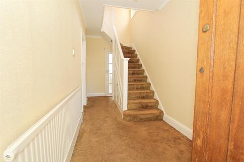 56 Benhill Avenue, Sutton, SM1 4DW