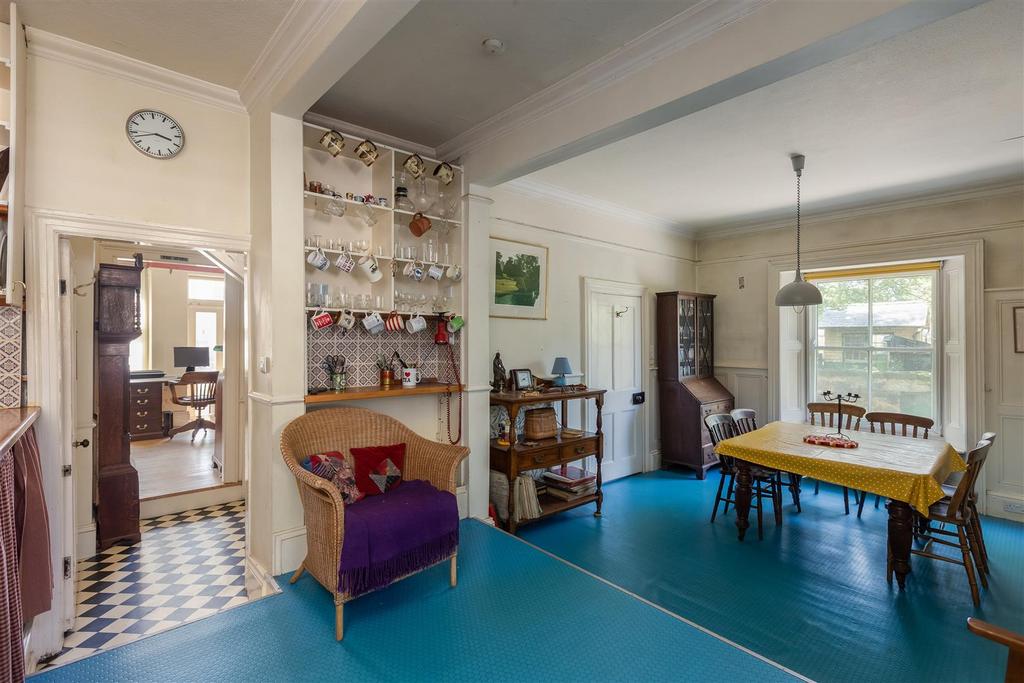 Undercliffe 1 Kitchen Dining Room-2.jpg