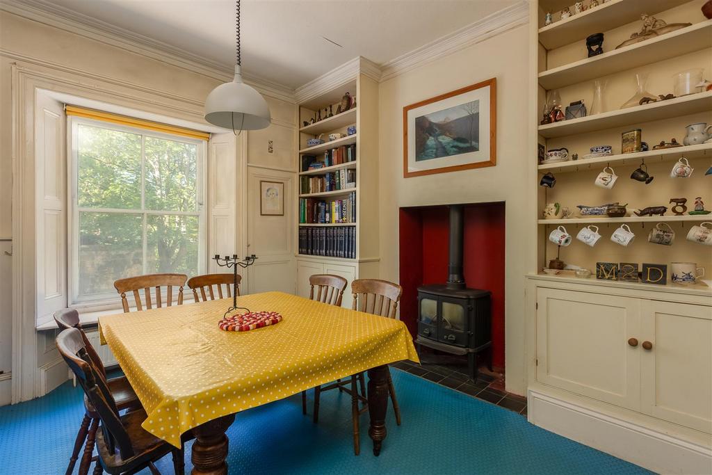 Undercliffe 1 Kitchen Dining Room-4.jpg