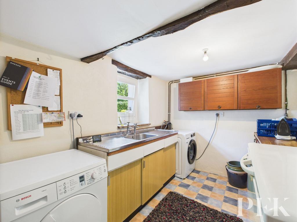 Laundry Room/Utility