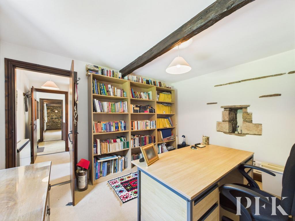 Stirrup Cottage Office/Bedroom 2