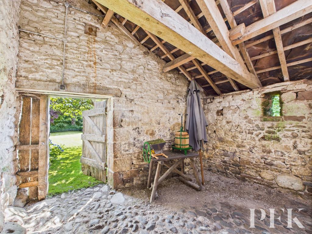 Cobbled Stable Barn