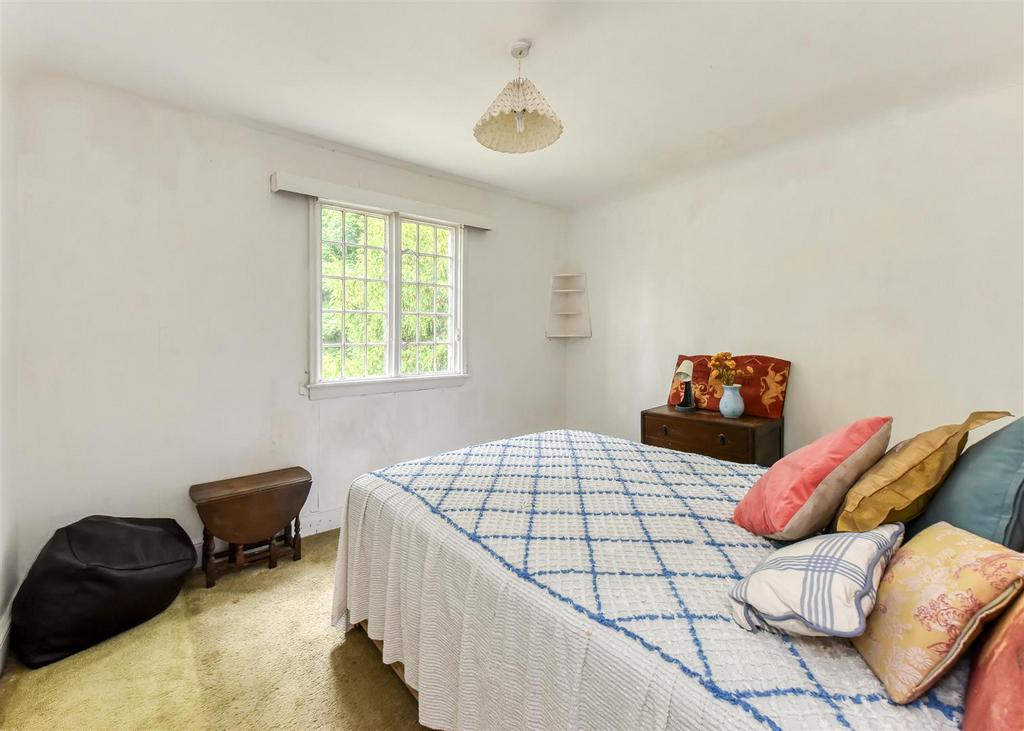 Wergs Hall Gardens-JUN25-bed3.jpg