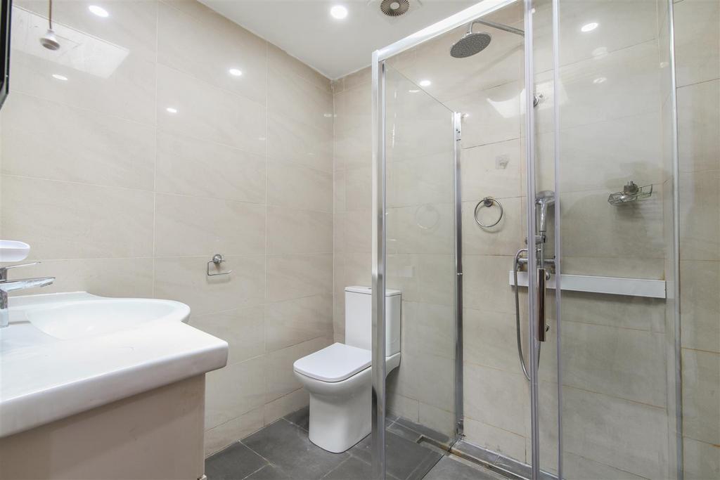 867 Harrow Road - ep U5o DMBMK4 Oboauh Ds8.jpg