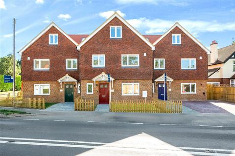 3 bedroom end of terrace house for sale, Birtley Road, Guildford GU5
