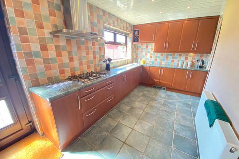 4 bedroom detached house for sale, 14 Chapelway Gardens, Royton, Oldham, OL2 6UQ