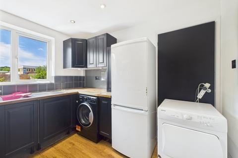 3 bedroom semi-detached house to rent, Newberry Crescent, Windsor, Berkshire, SL4