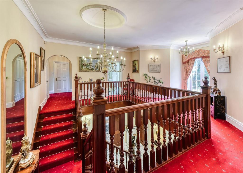 Ashfield House-landing2.jpg