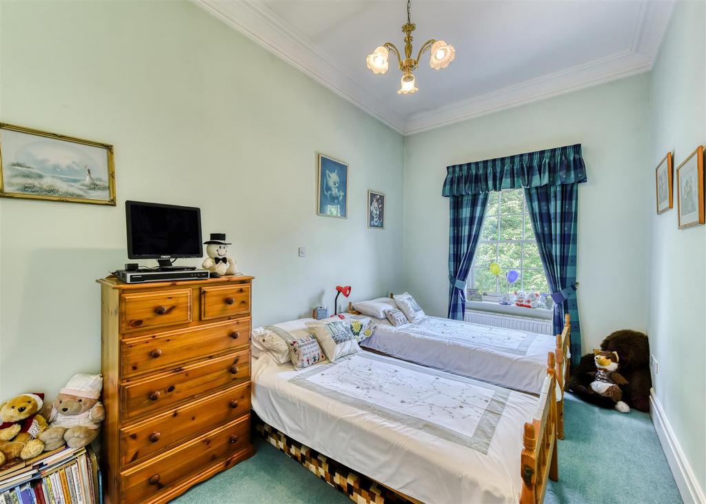 Ashfield House-bed4.jpg