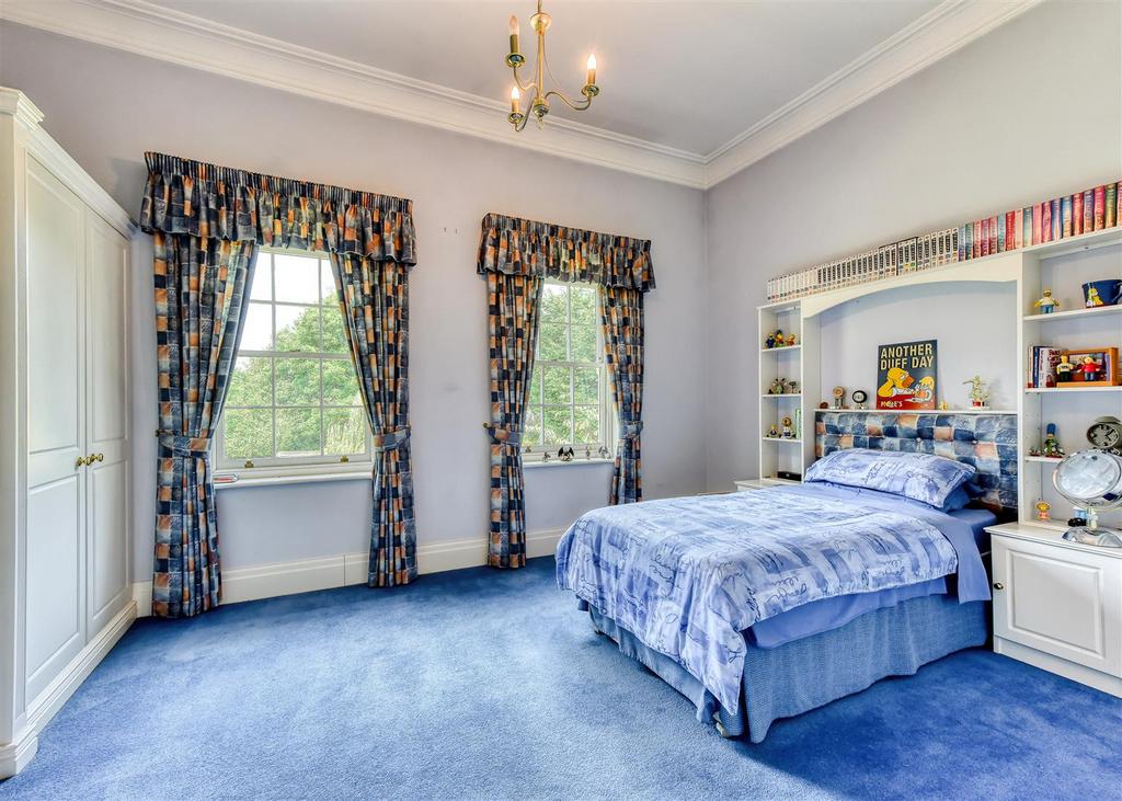 Ashfield House-bed5.jpg