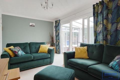 3 bedroom semi-detached house for sale, Petersham Road, Creekmoor, Poole