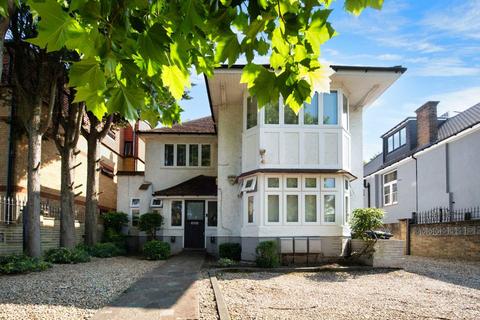 Chatsworth Road, London NW2