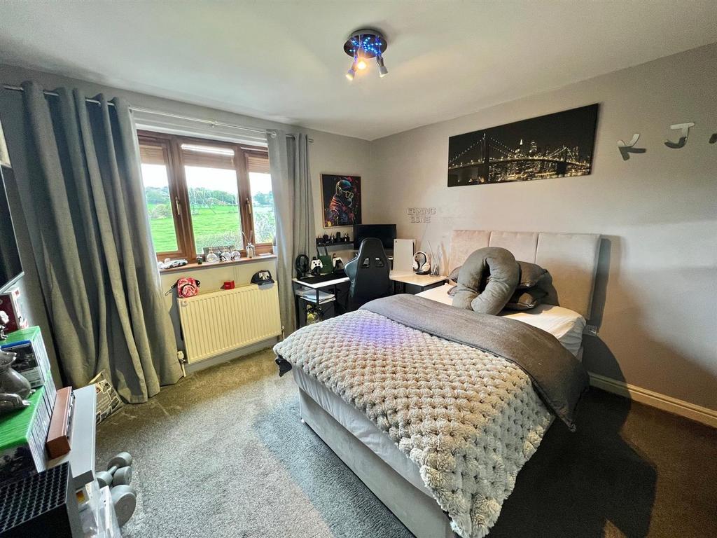 89 Dewsbury 2.jpg