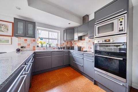 4 bedroom detached house for sale, Grove Rd, Grove, Wickhambreaux, Nr Canterbury, Kent, CT3
