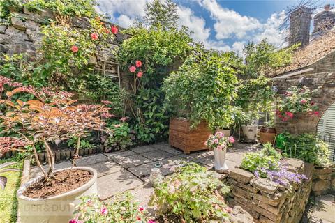 4 Platt Lane, Dobcross, Oldham, OL3 5AD