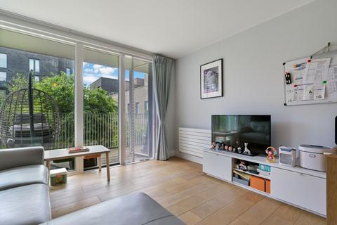 2 bedroom flat for sale, Bowline Court, Durham Wharf Drive