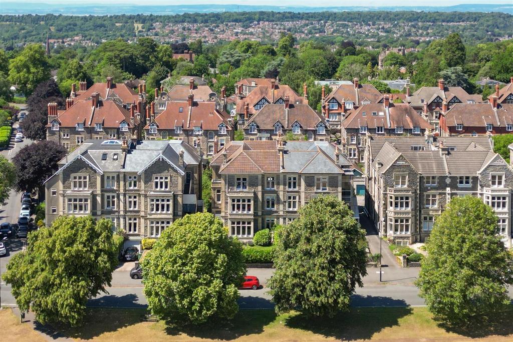 Downleaze, Stoke Bishop Aerial 3.jpg