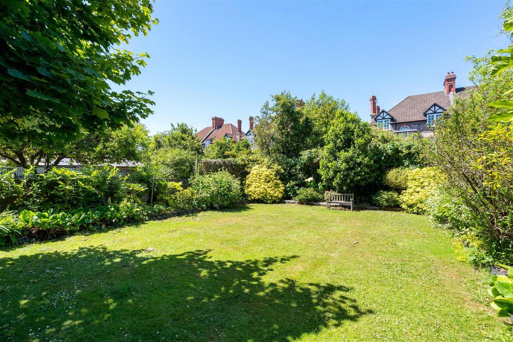 Downleaze, Stoke Bishop Rear Garden.jpg