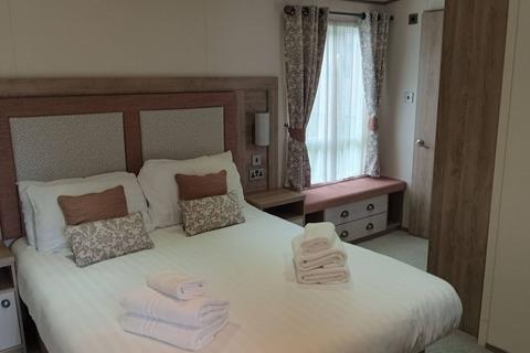 2 bedroom lodge for sale, Caersws Newtown
