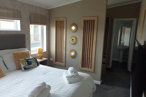 2 bedroom lodge for sale, Caersws Newtown