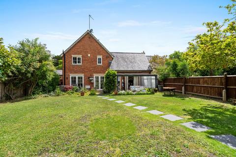 4 bedroom detached house for sale, Sutton Lane, Banbury OX15