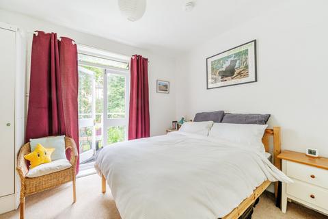 21d Milton Avenue, London, N6 5QF