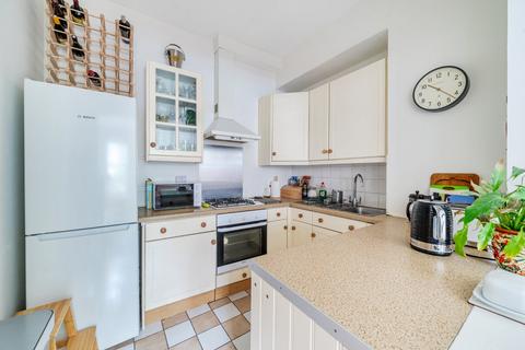 21d Milton Avenue, London, N6 5QF
