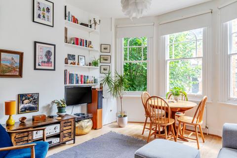 21d Milton Avenue, London, N6 5QF
