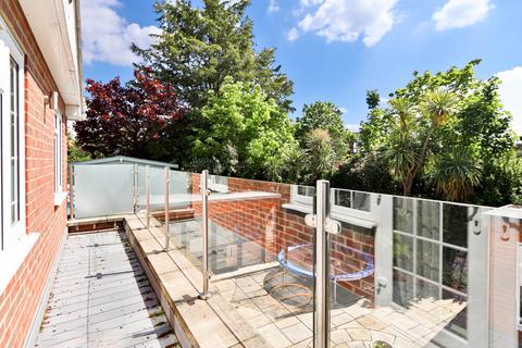 undefined, Parklands Way, Worcester Park