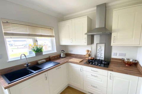 2 bedroom park home for sale, Clacton on Sea