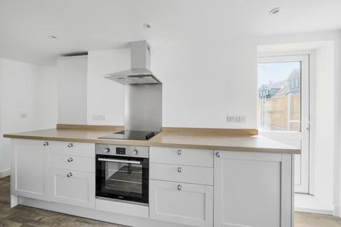 3 bedroom semi-detached bungalow to rent, Sunninghill,  Berkshire,  SL5