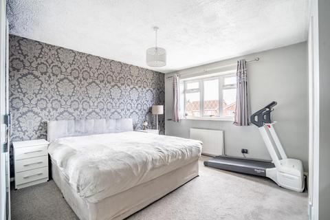 10 Alness Drive, York, YO24 2XZ